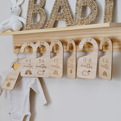 Houten Baby Hangers